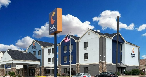 Comfort Inn & Suites Kenosha-Pleasant Prairie image 2